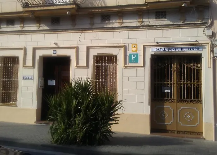 Hostal Porta De Ferro